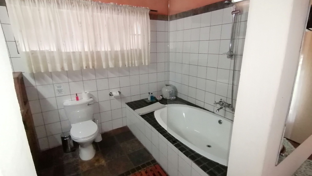 Photo of Bathroom in Hoedspruit
