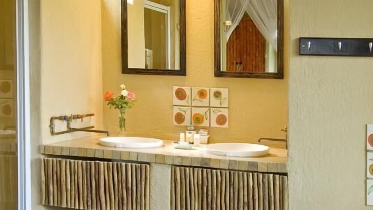 Photo of Bathroom in Hoedspruit