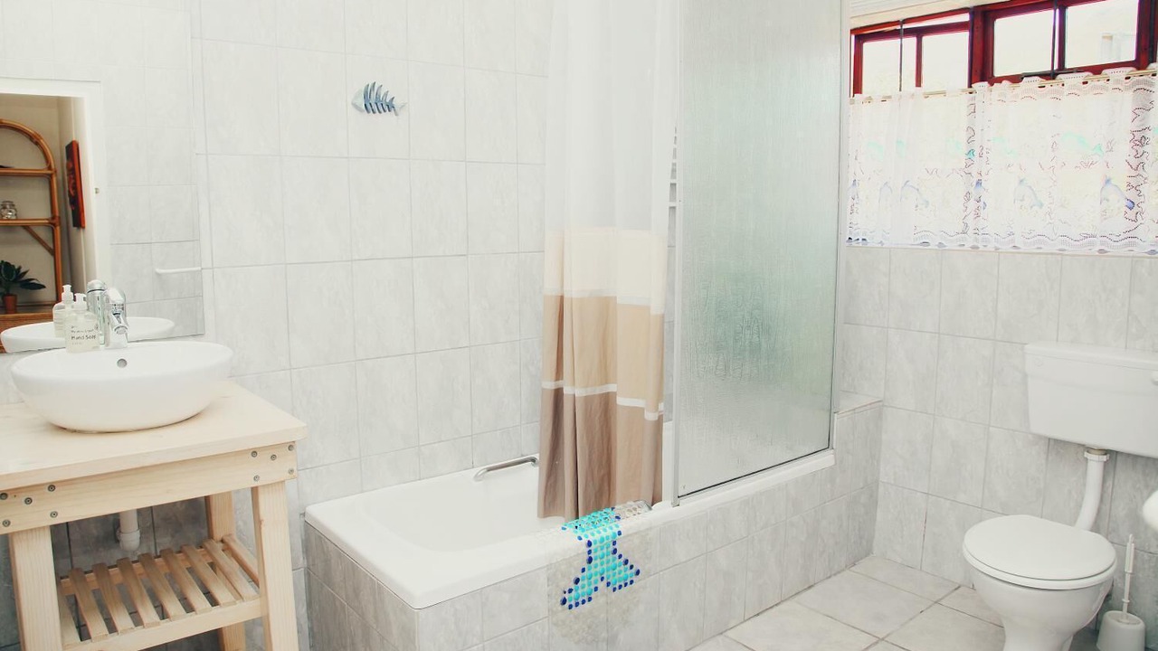 Photo of Bathroom in Westcliff