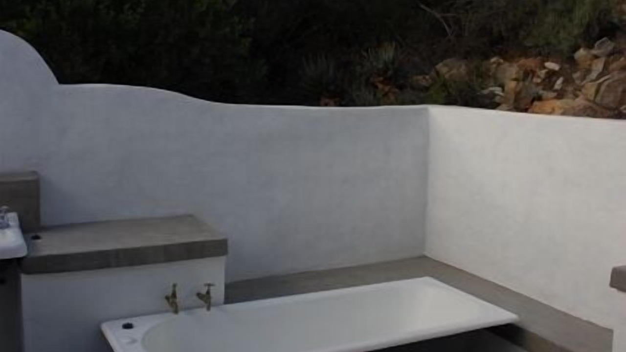 Photo of Bathroom in Willowmore