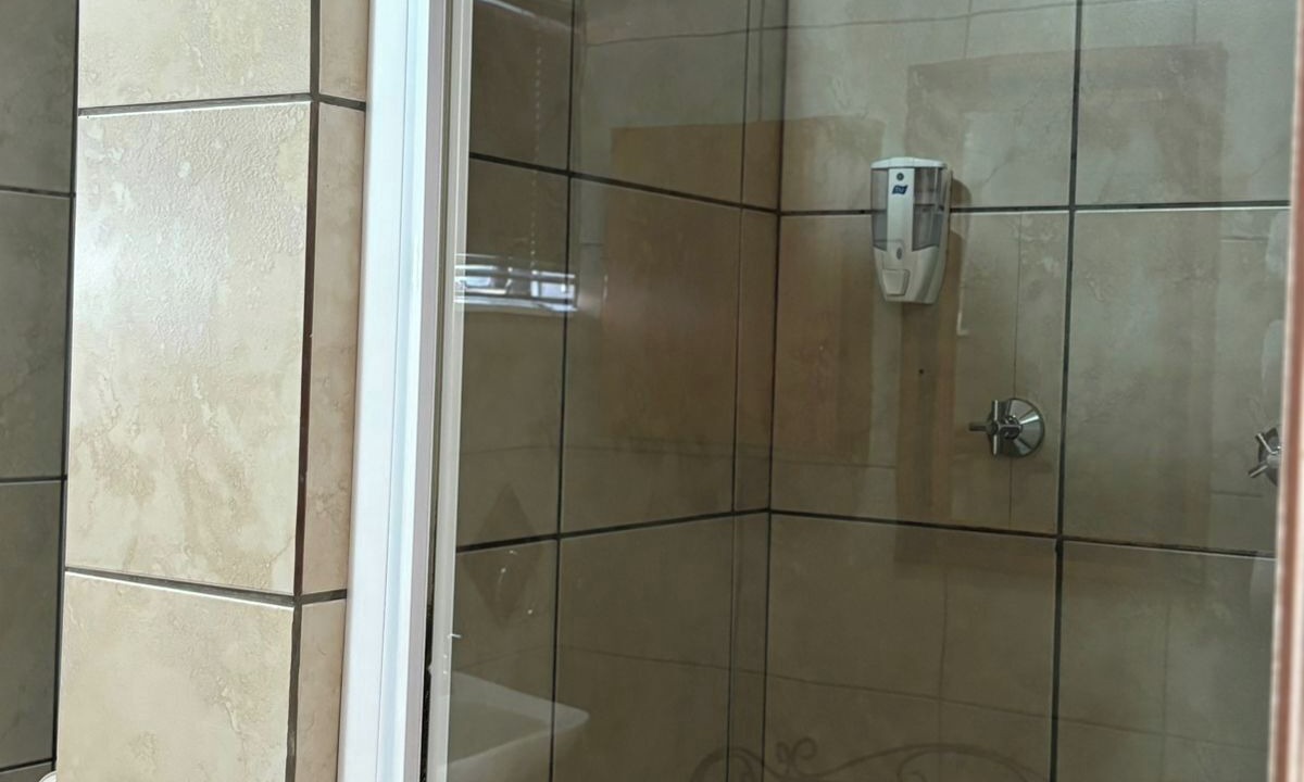 Photo of Bathroom in Fichardt Park