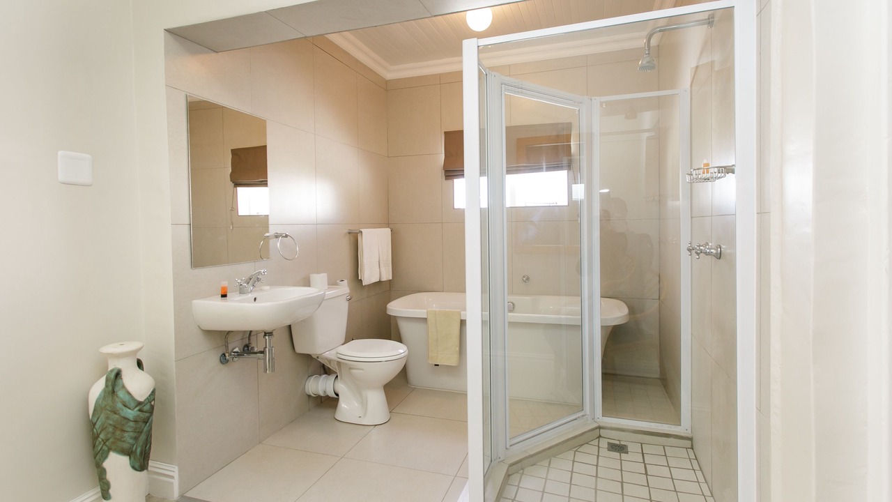 Photo of Bathroom in Beaufort West