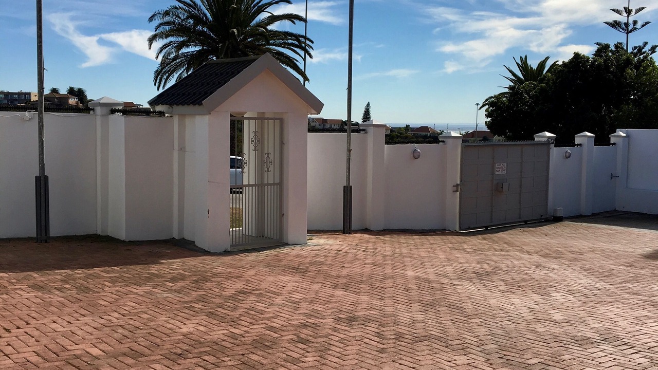 Photo of Bedroom in Humewood