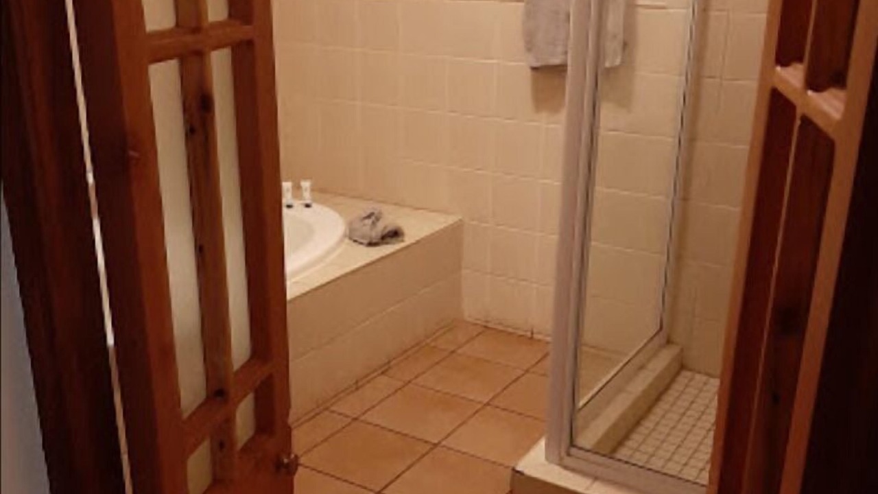 Photo of Bathroom in Roodeplaat