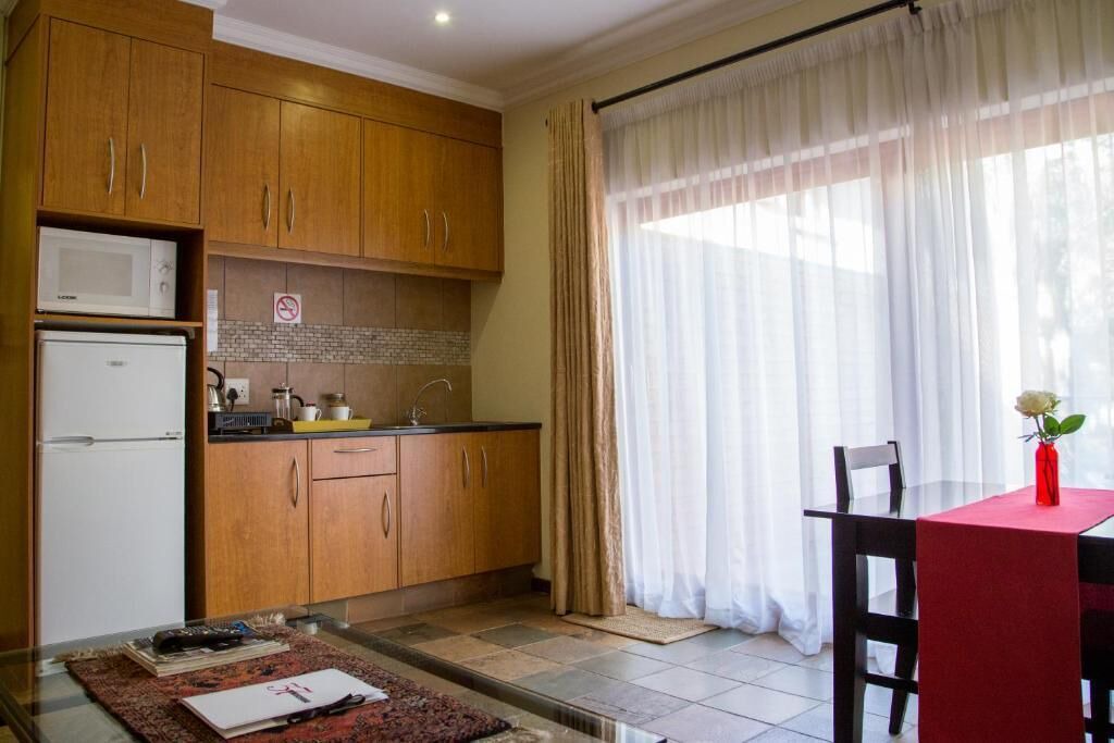 Photo of Kitchen in Baileys Muckleneuk