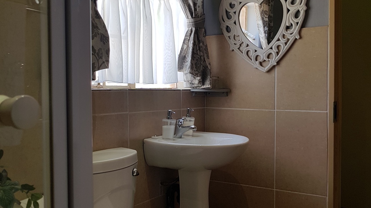 Photo of Bathroom in Greater Johannesburg Metropolitan Area