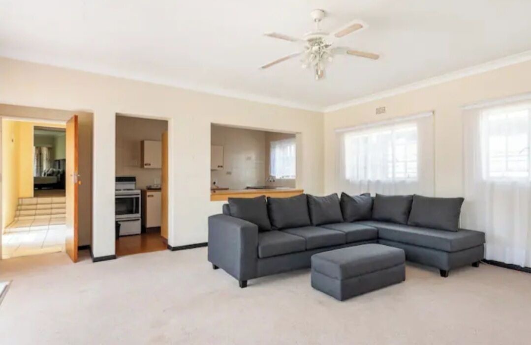 Photo of Livingroom in Greater Johannesburg Metropolitan Area