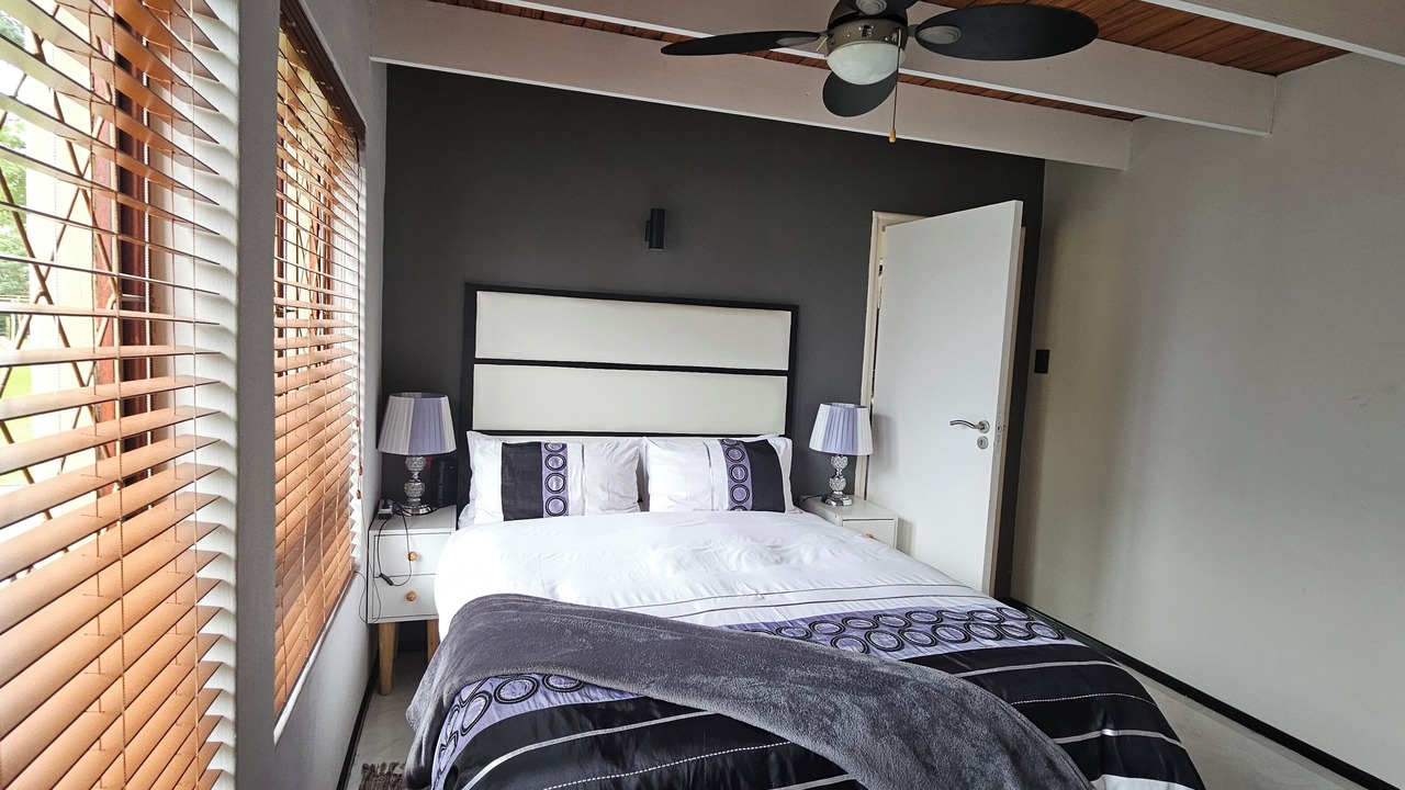Photo of Bedroom in Waterfall