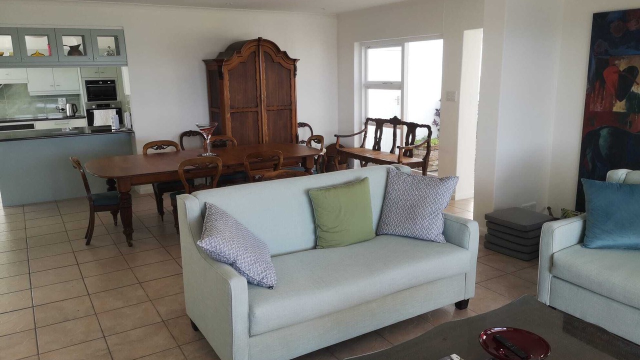 Photo of Livingroom in Simon's Town