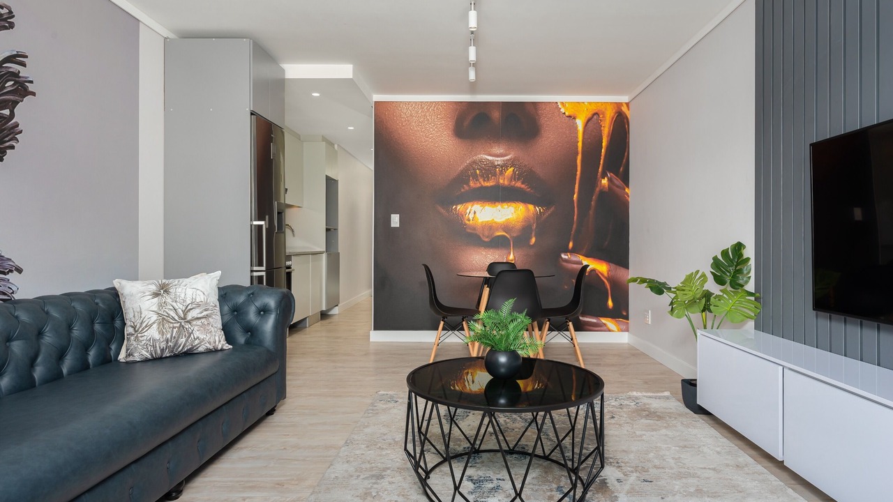 Photo of Livingroom in Milnerton