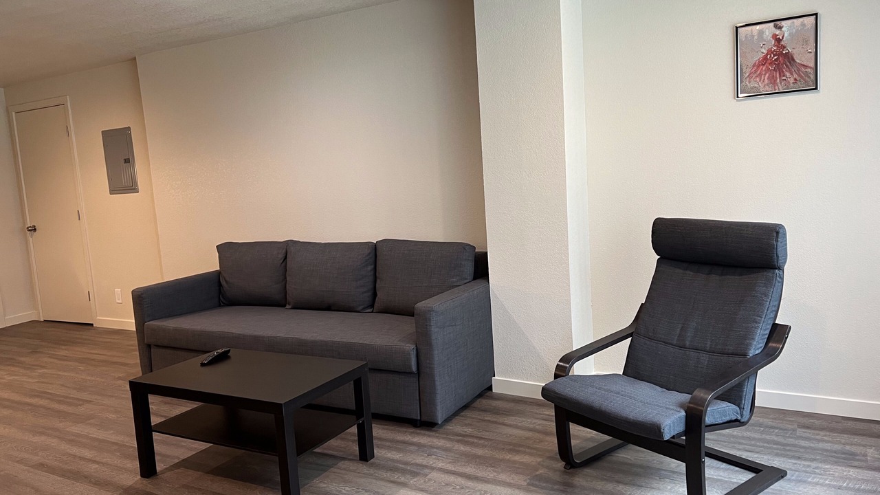 Photo of Livingroom in Oakland