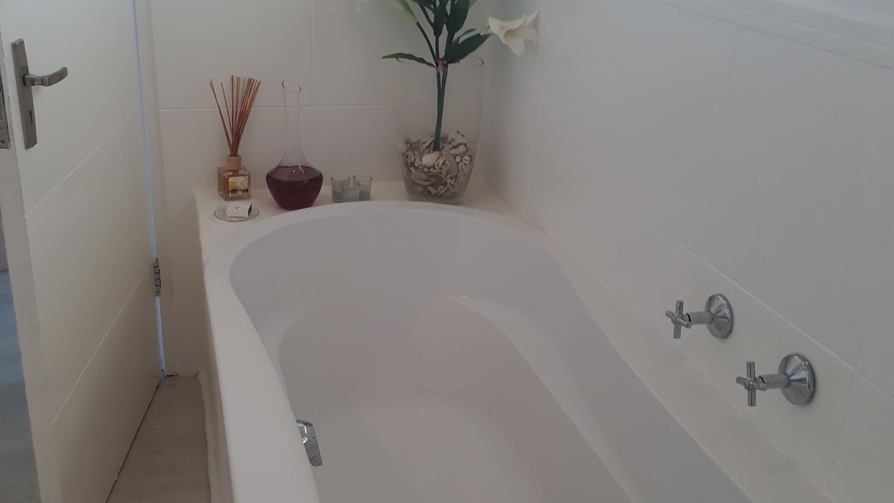 Photo of Bathroom in Selection Beach