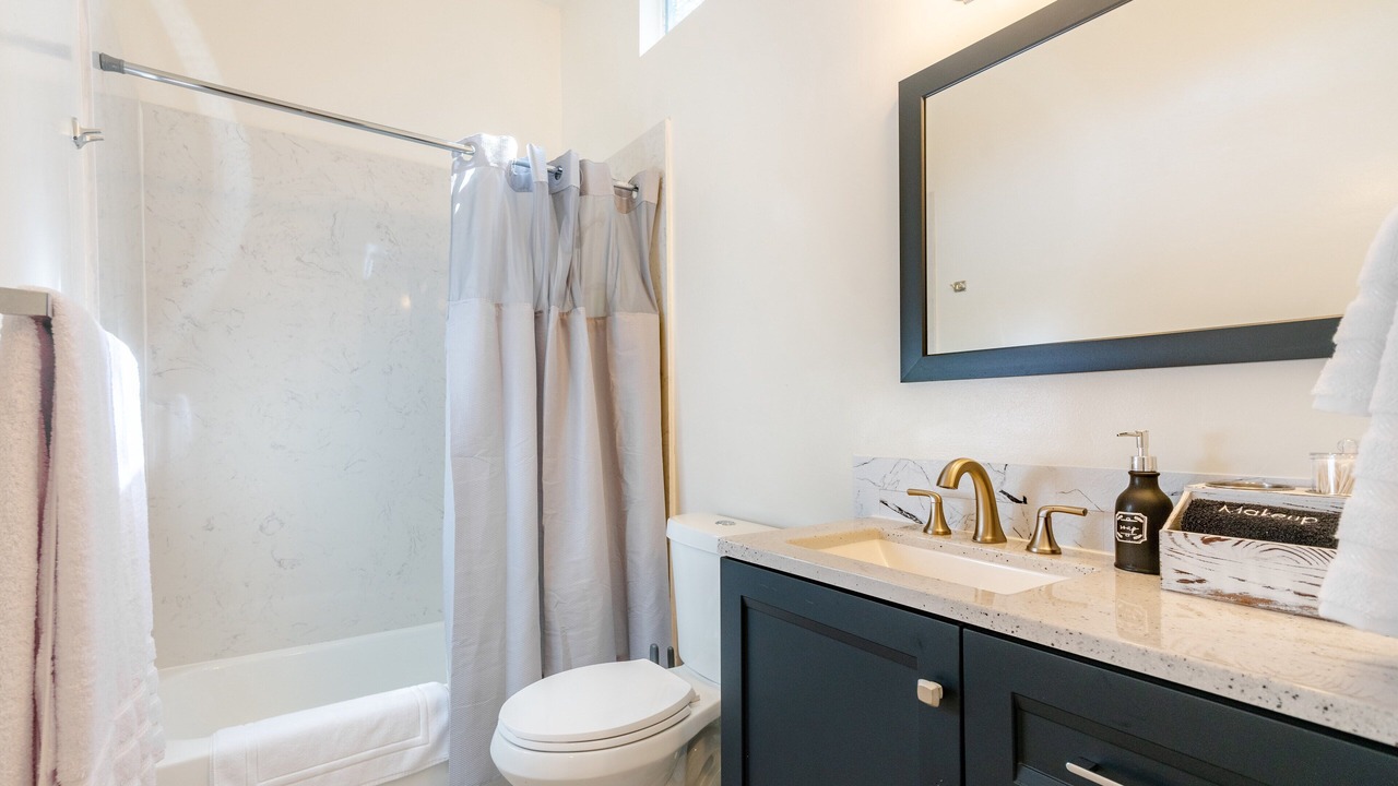 Photo of Bathroom in Mosswood