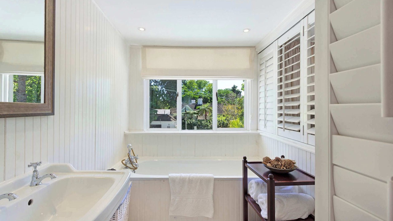 Photo of Bathroom in Newlands