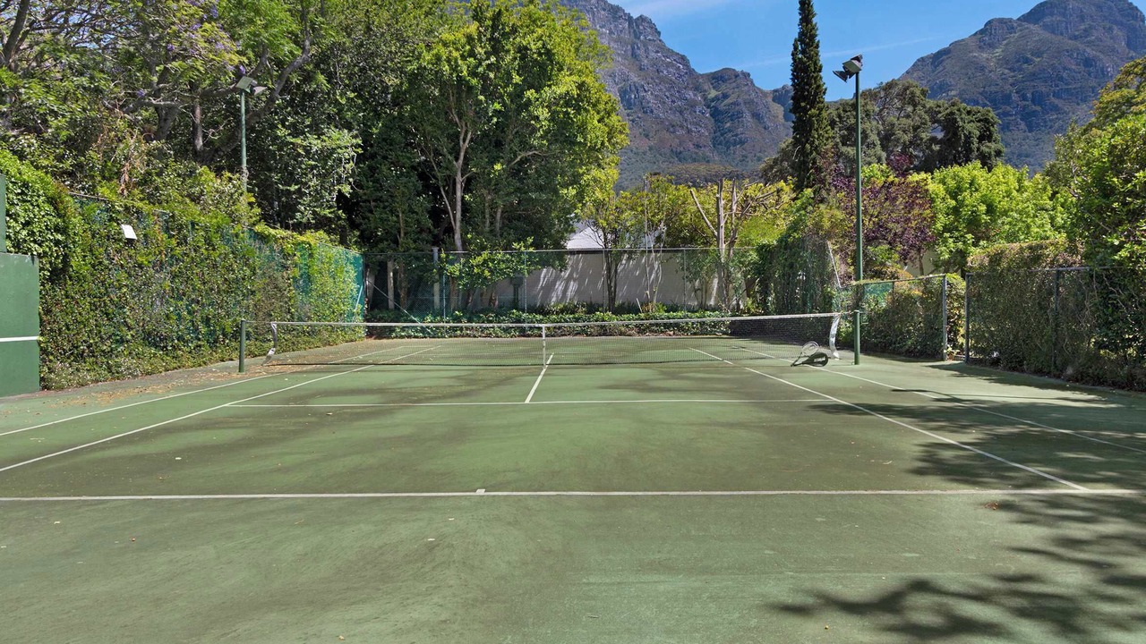 Photo of Others in Newlands
