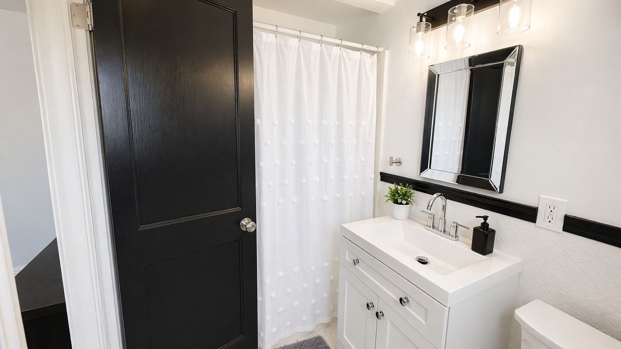 Photo of Bathroom in Martinez