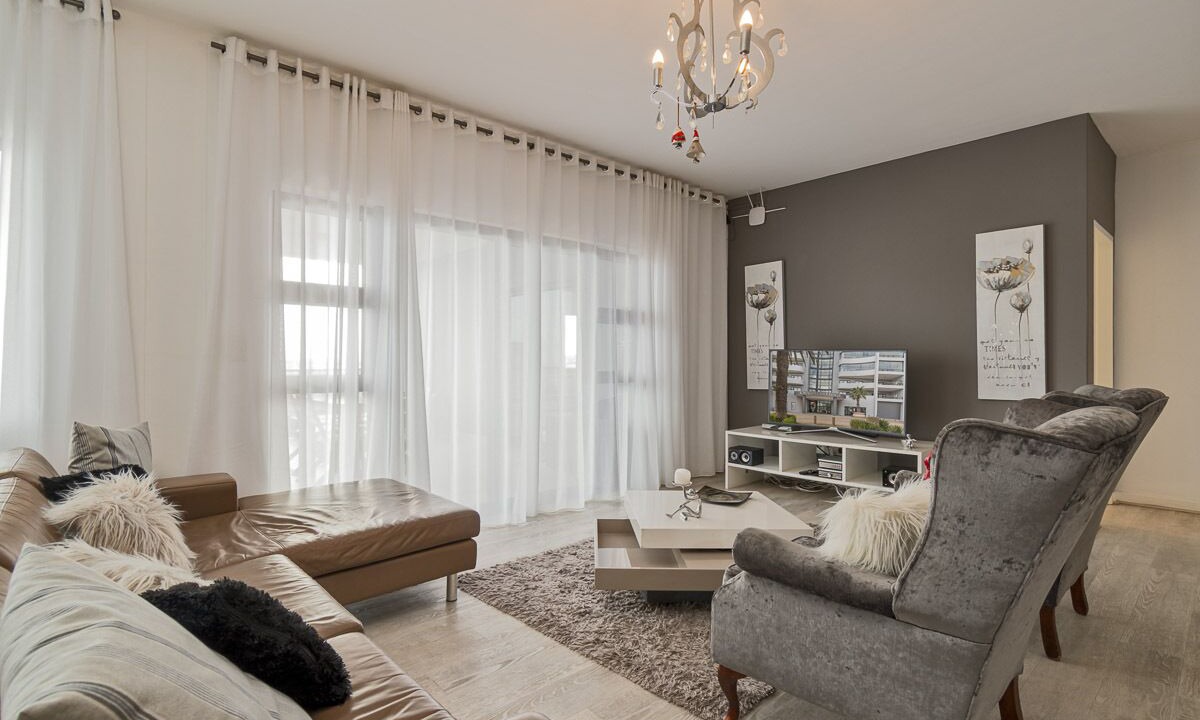 Photo of Livingroom in Century City
