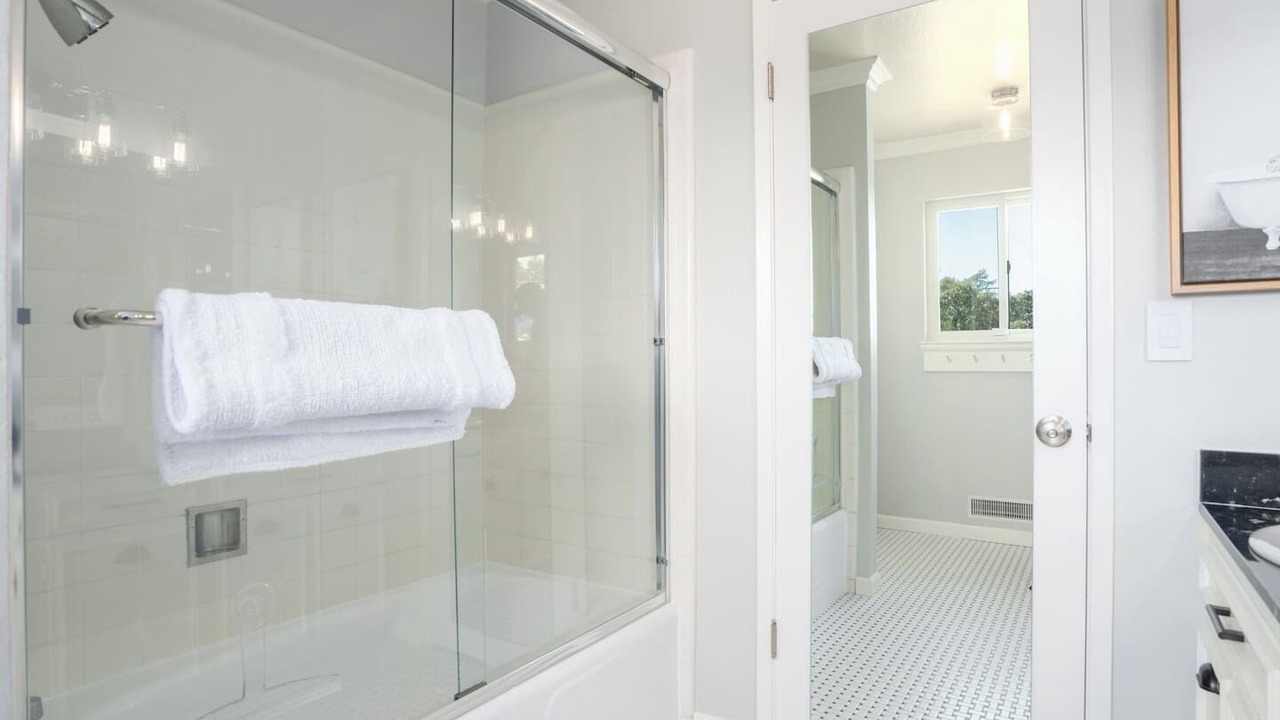 Photo of Bathroom in Sonoma