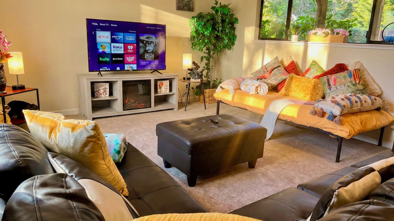 Photo of Livingroom in Moss Beach