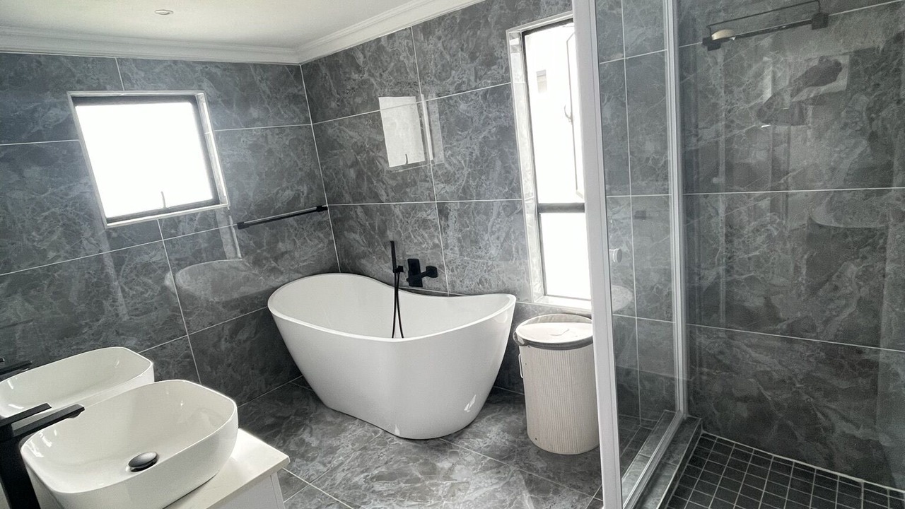 Photo of Bathroom in Greater Johannesburg Metropolitan Area