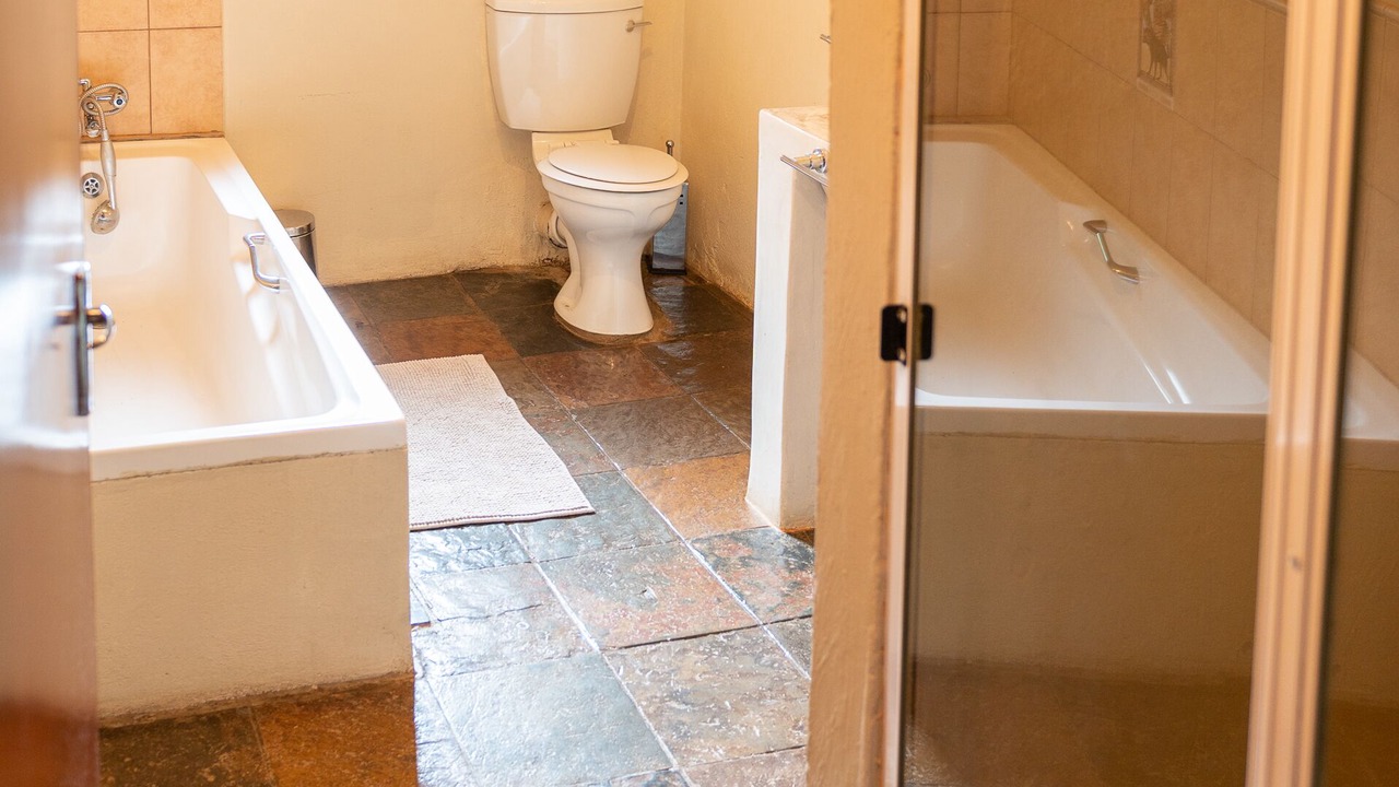 Photo of Bathroom in Maruleng