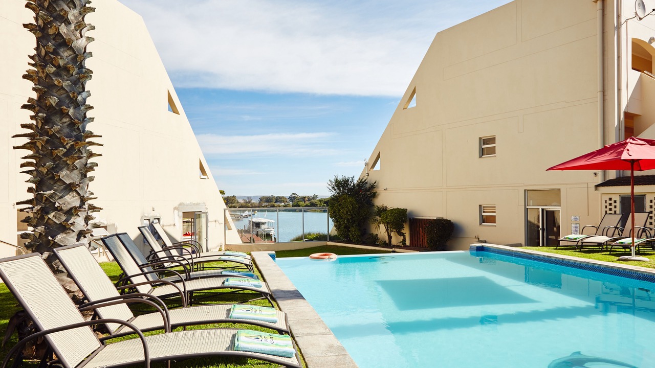 Photo of Outdoor in Port Owen