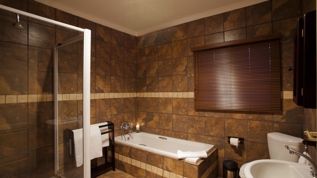 Photo of Bathroom in Nottingham Road
