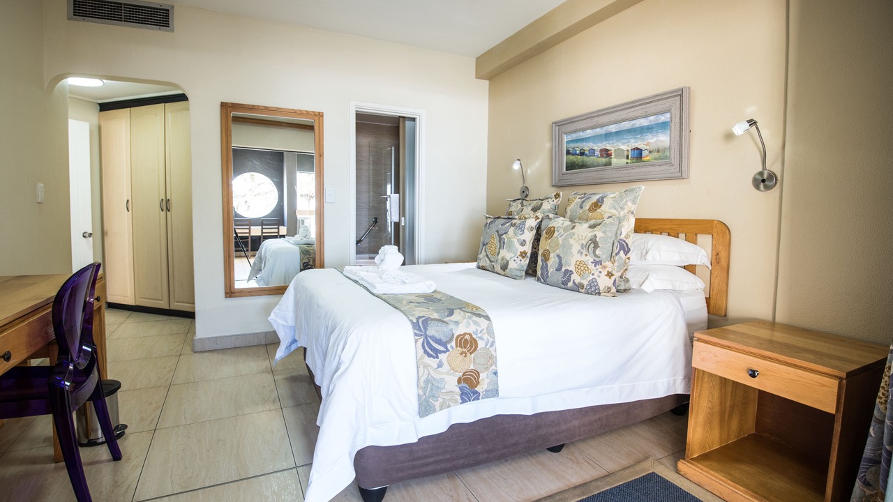 Photo of Bedroom in Margate Beach