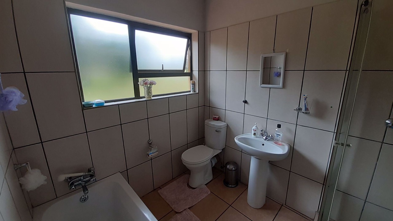 Photo of Bathroom in Tzaneen