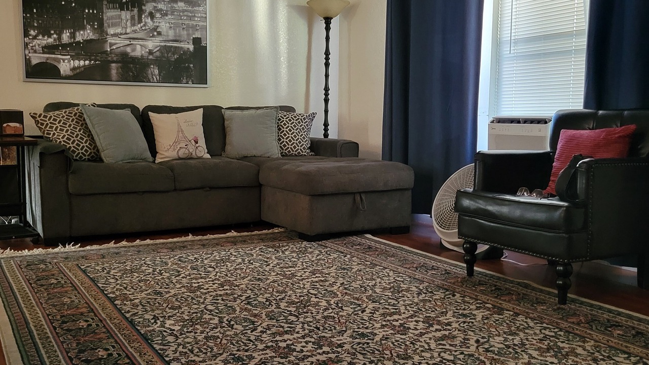 Photo of Livingroom in West Alameda
