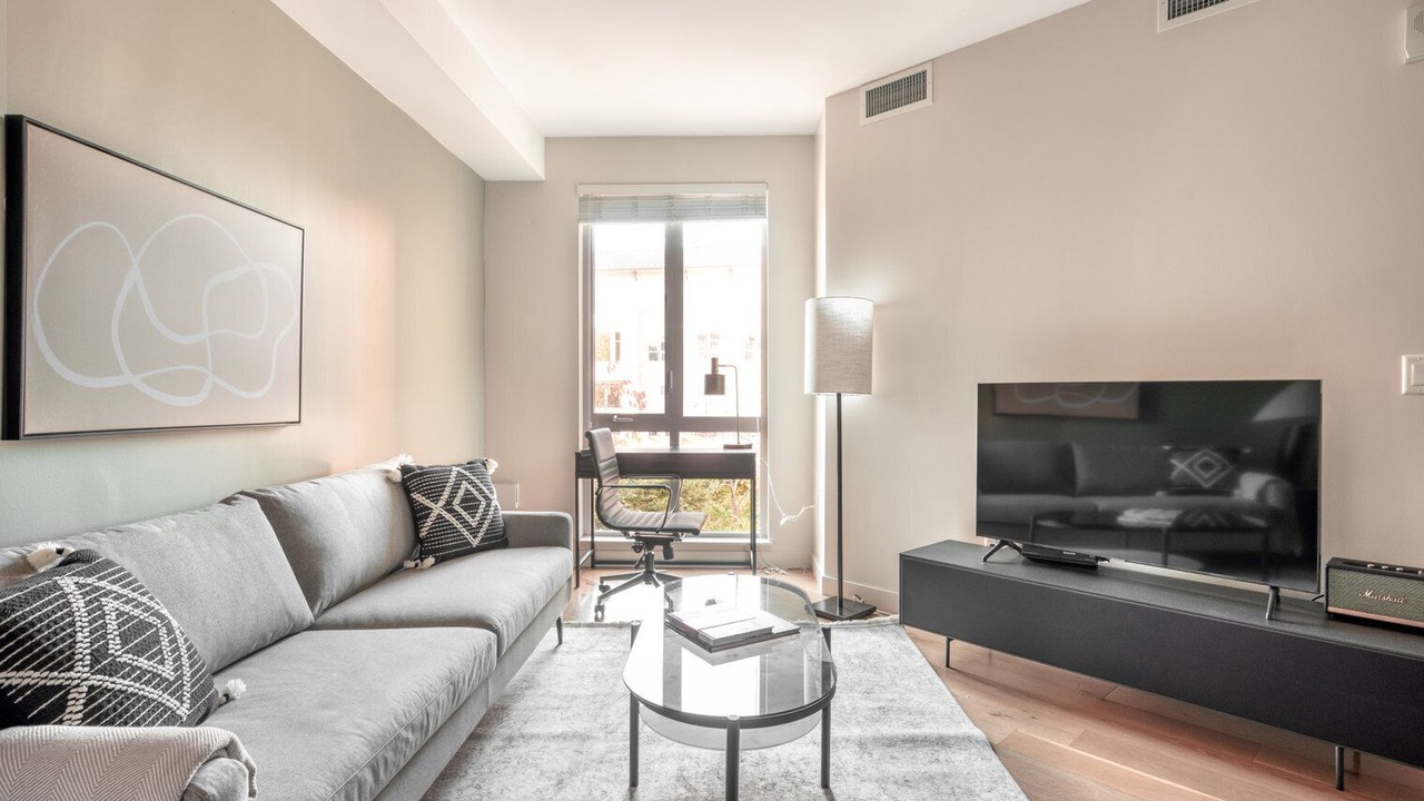 Photo of Livingroom in Hillsdale