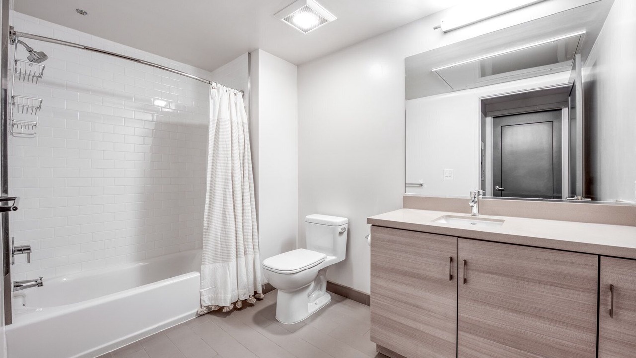Photo of Bathroom in Hillsdale
