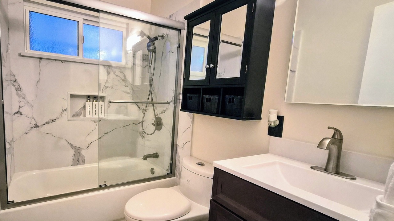 Photo of Bathroom in Cambrian