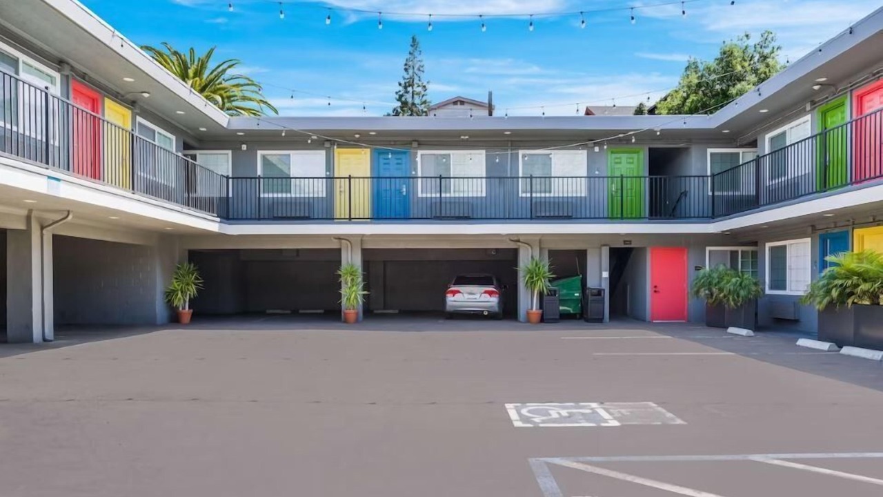 Photo of Outdoor in Piedmont Avenue