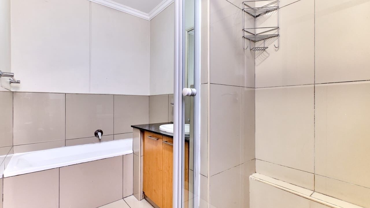 Photo of Bathroom in Greater Johannesburg Metropolitan Area