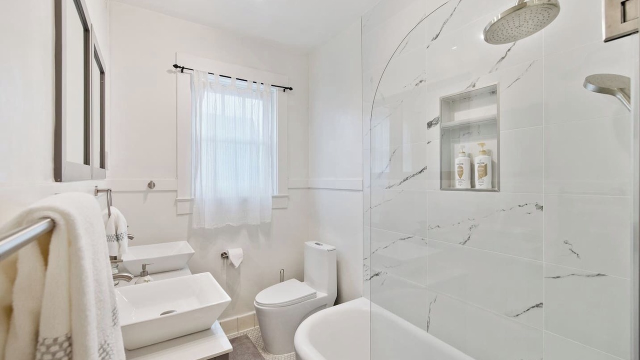 Photo of Bathroom in Inner Richmond