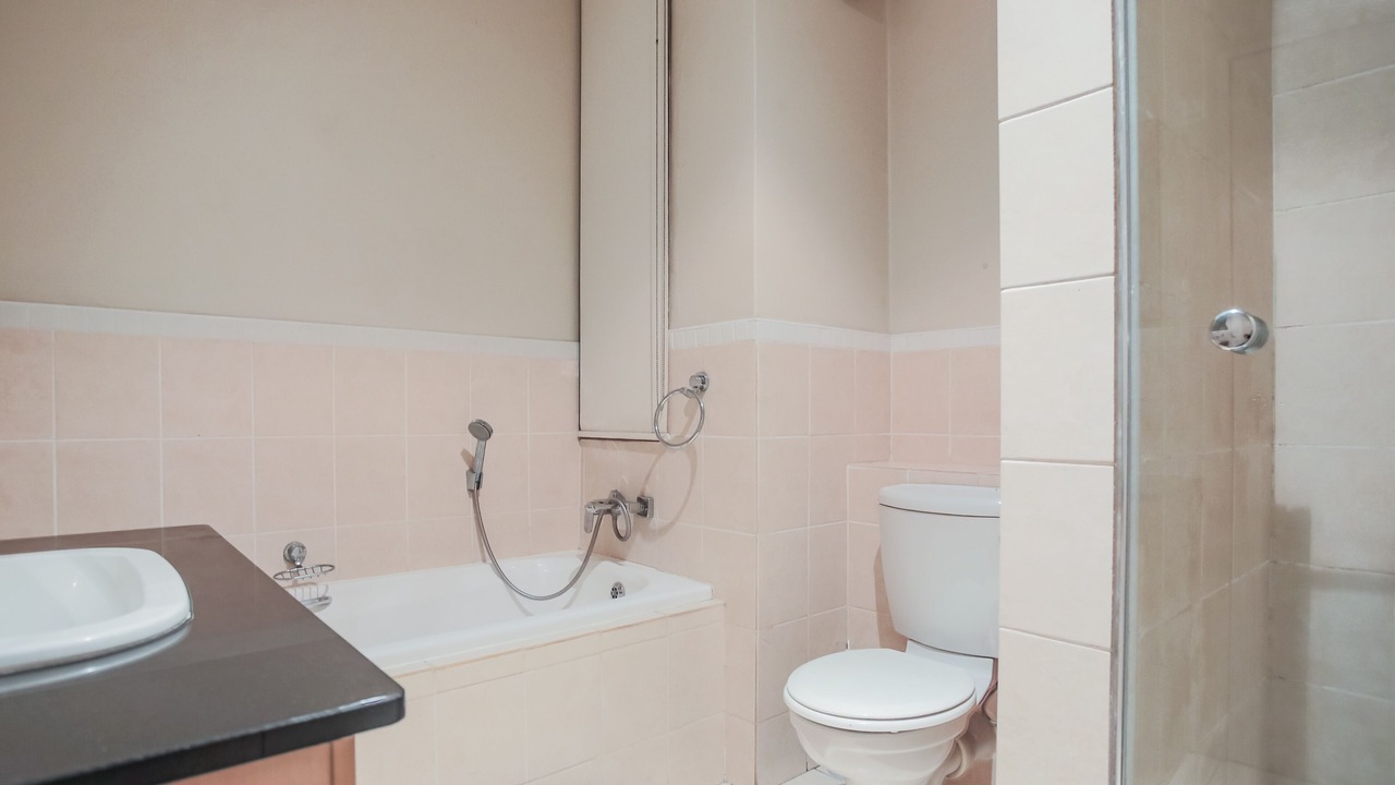 Photo of Bathroom in Sandown