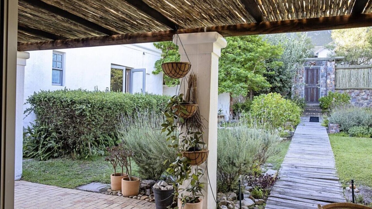 Photo of Patio Balcony in Voelklip