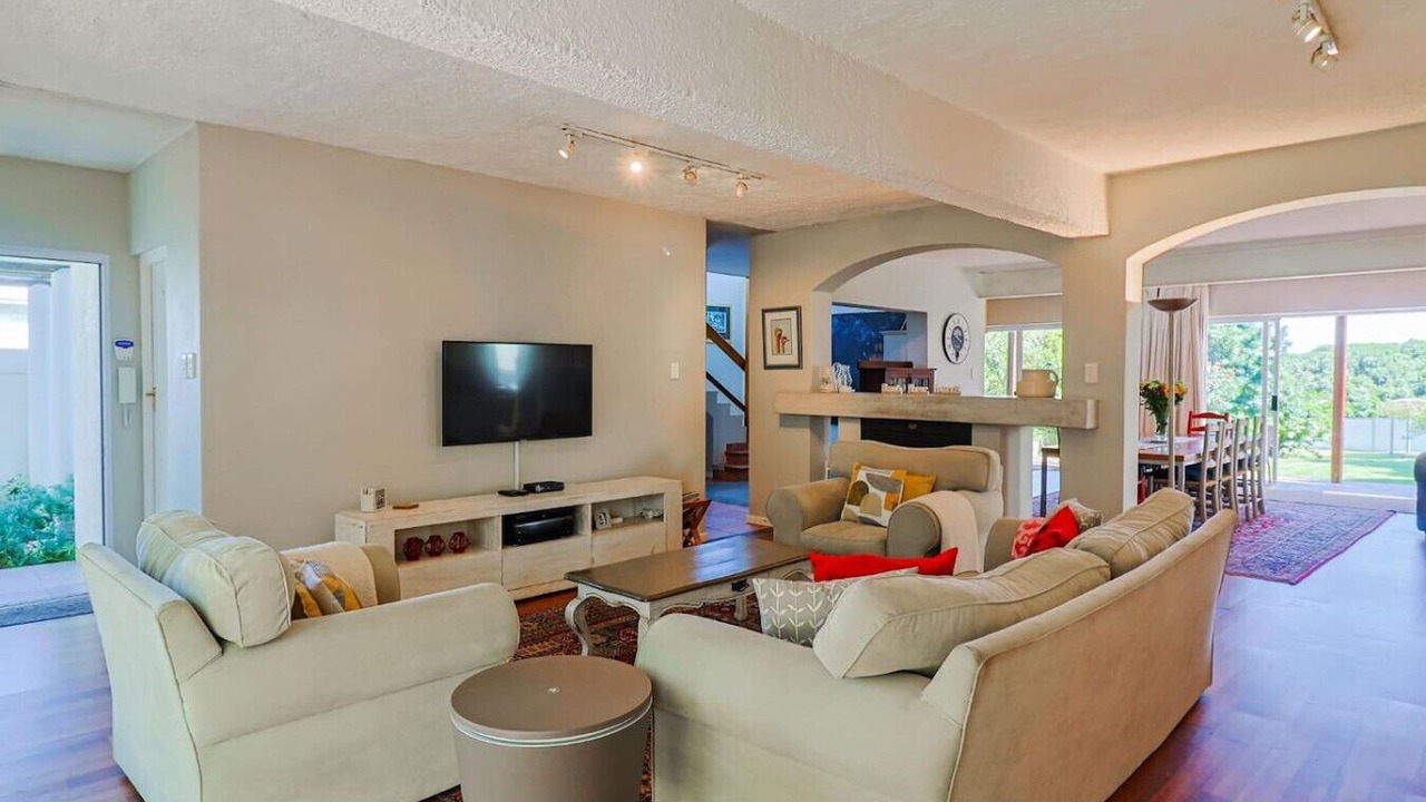 Photo of Livingroom in Voelklip