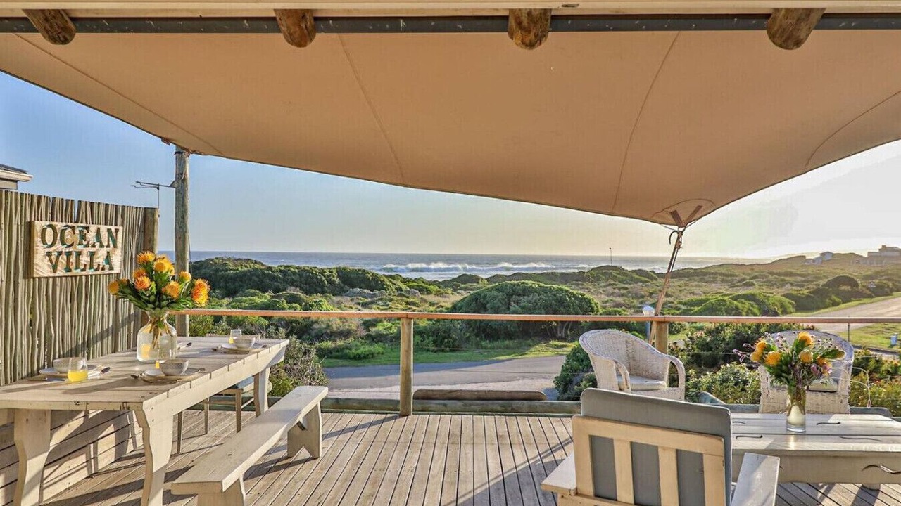 Photo of Outdoor in Sandbaai