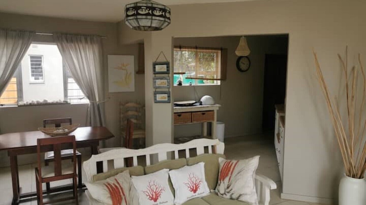 Photo of Livingroom in Umkomaas