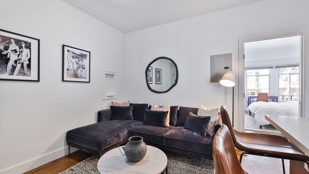 Photo of Bedroom in Nob Hill