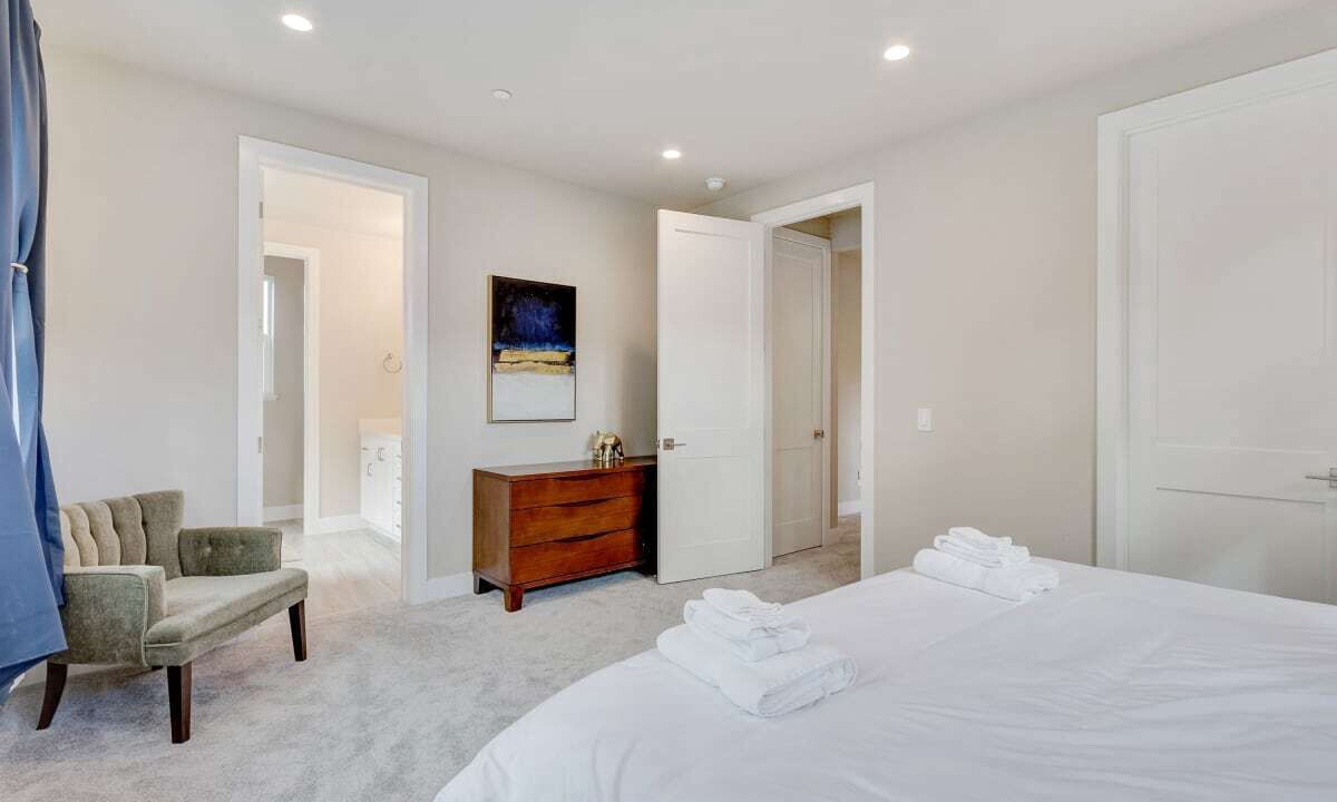 Photo of Bedroom in Forestville