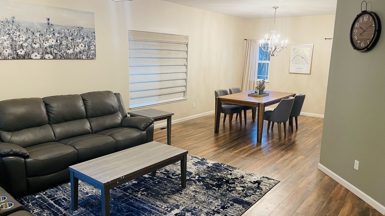 Photo of Livingroom in Alta Sierra