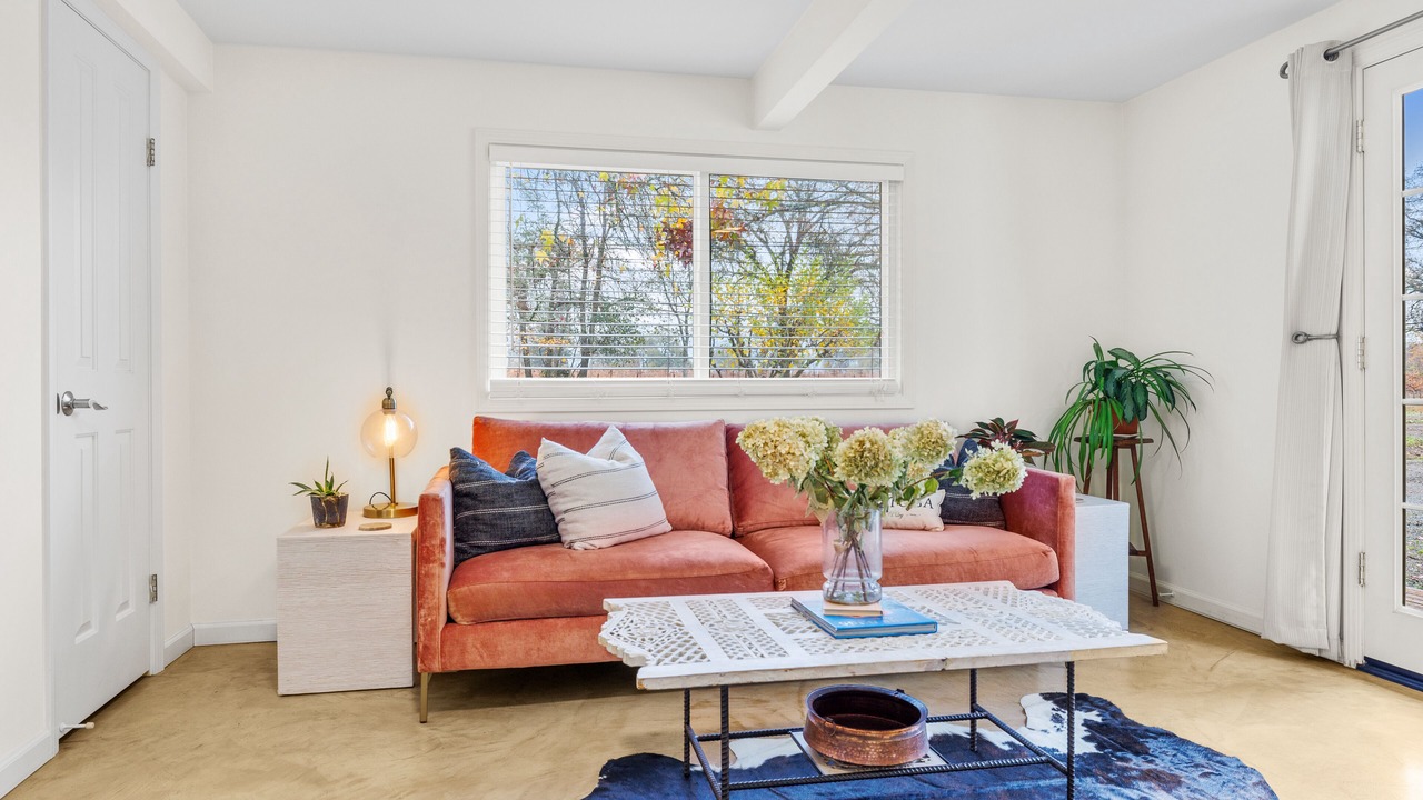 Photo of Livingroom in Calistoga