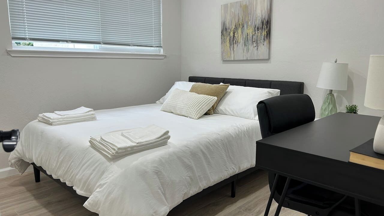 Photo of Bedroom in Vallejo
