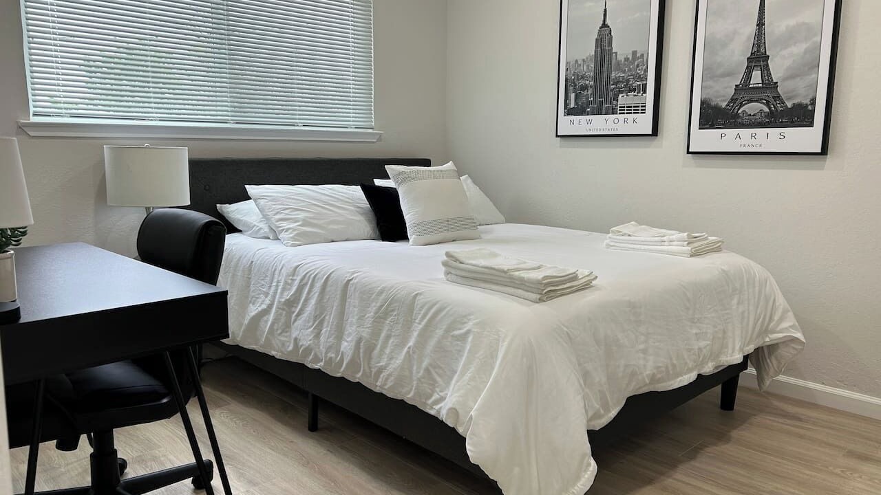 Photo of Bedroom in Vallejo