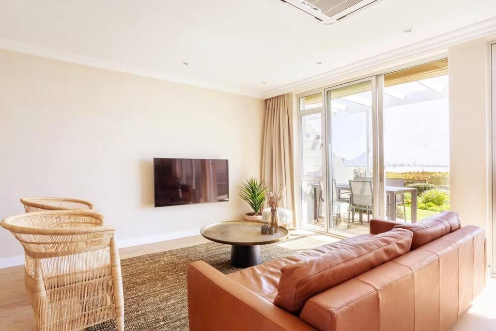 Photo of Livingroom in Bloubergstrand