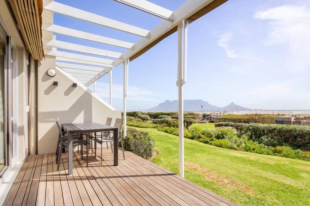 Photo of Outdoor in Bloubergstrand