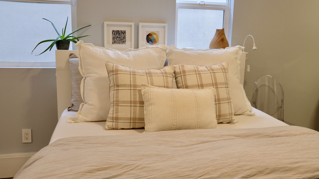 Photo of Bedroom in Miraloma Park